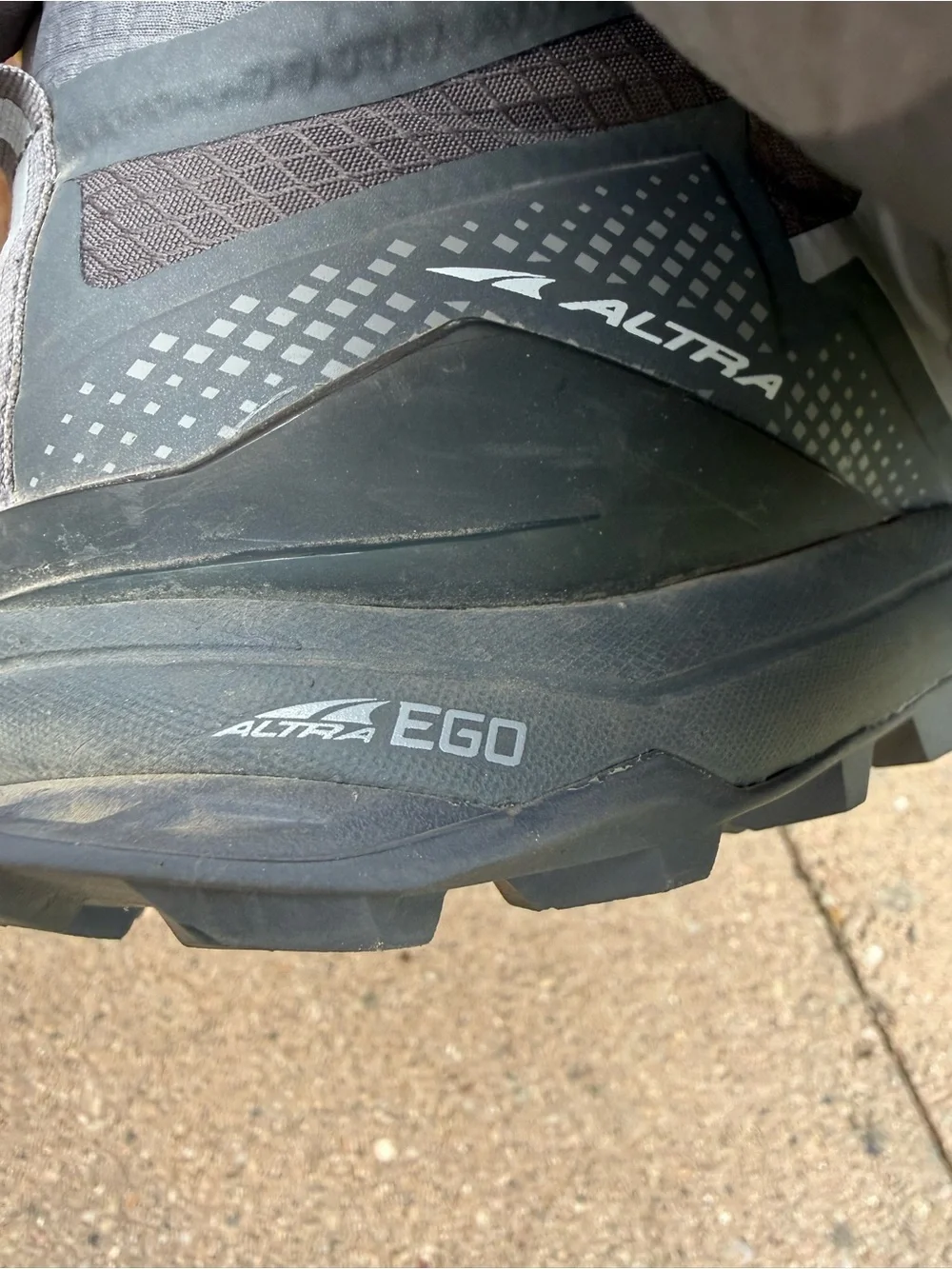 Altra Ego Men’s Lone Peak Gray All Weather Mid Trail Shoes Boots Size 7 40